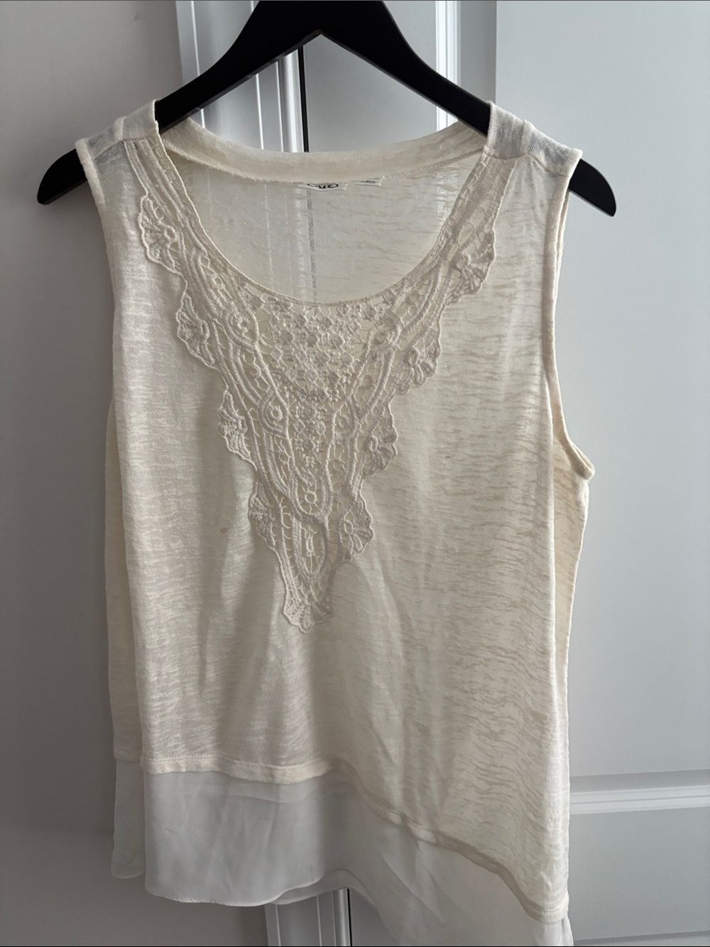 Cato Cream Lace-Trim Sleeveless Tank Top